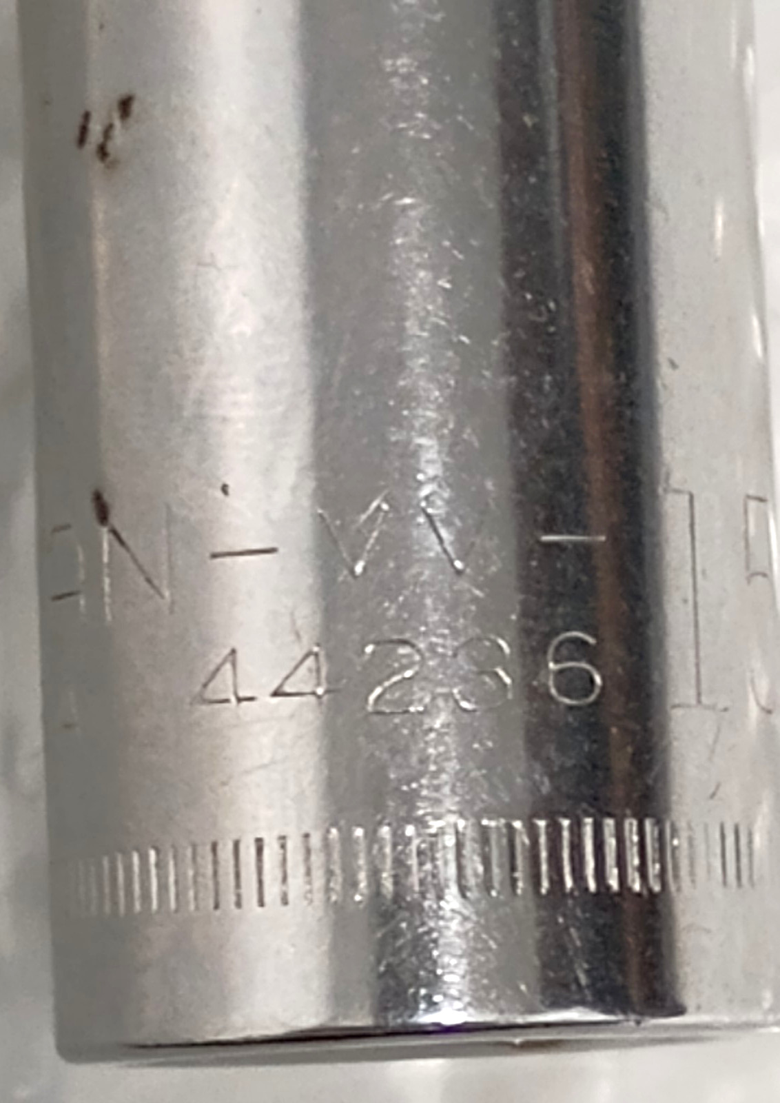 CRAFTSMAN TOOLS USA VV44236, 1/2″ DRIVE, 15MM. SOCKET, SHALLOW, 12 POINT.