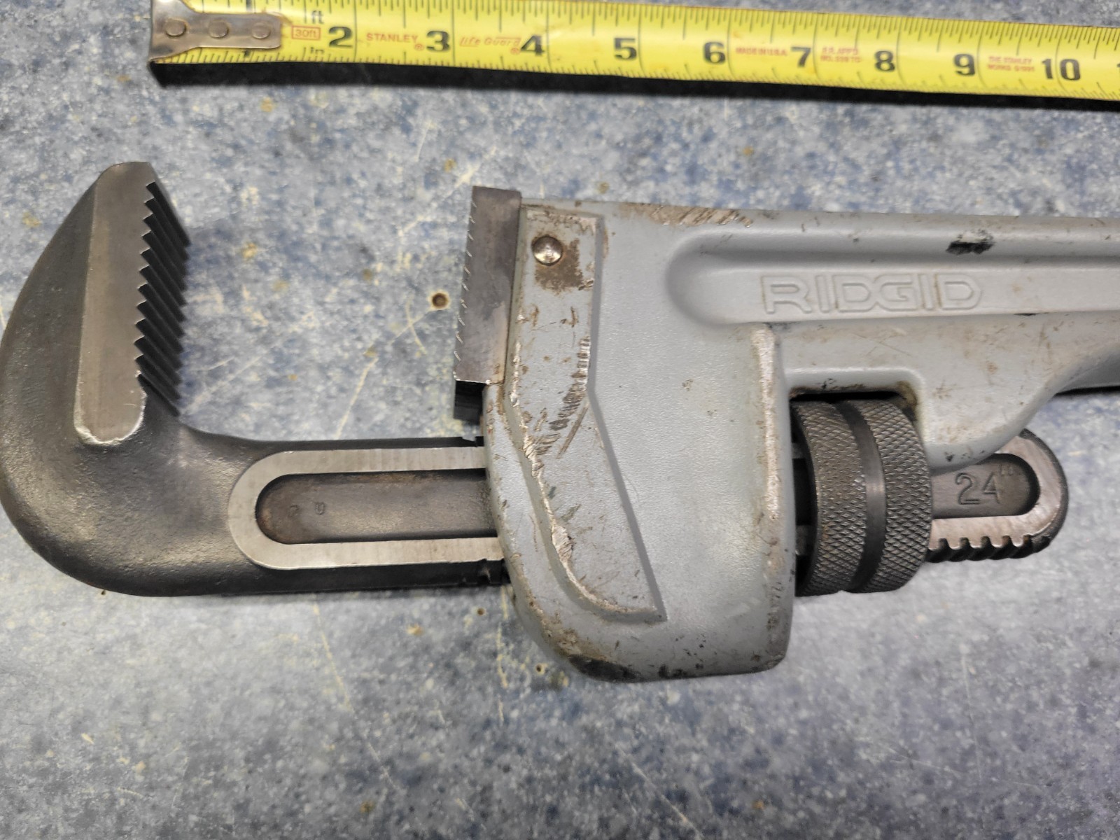 Ridgid USA 24″ Aluminum Adjustable Pipe Wrench No 824