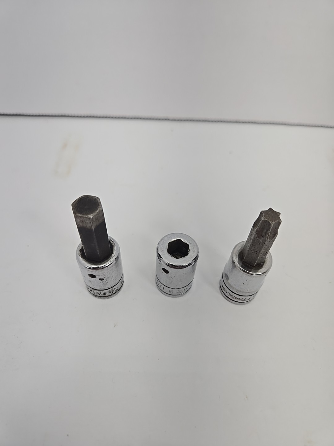 SNAP-ON FA12A 3/8″ BIT, SNAP-ON FR42B SOCKET, & FTX45E TORX BIT. ALL 3/8″ DRIVE