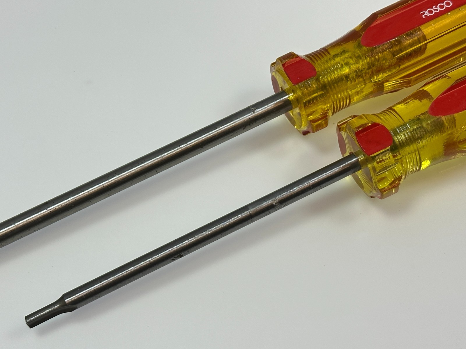 Rosco Tools USA (NOS) 2pc Clutch Head Driver Screwdriver Set Pair, Hard Handle