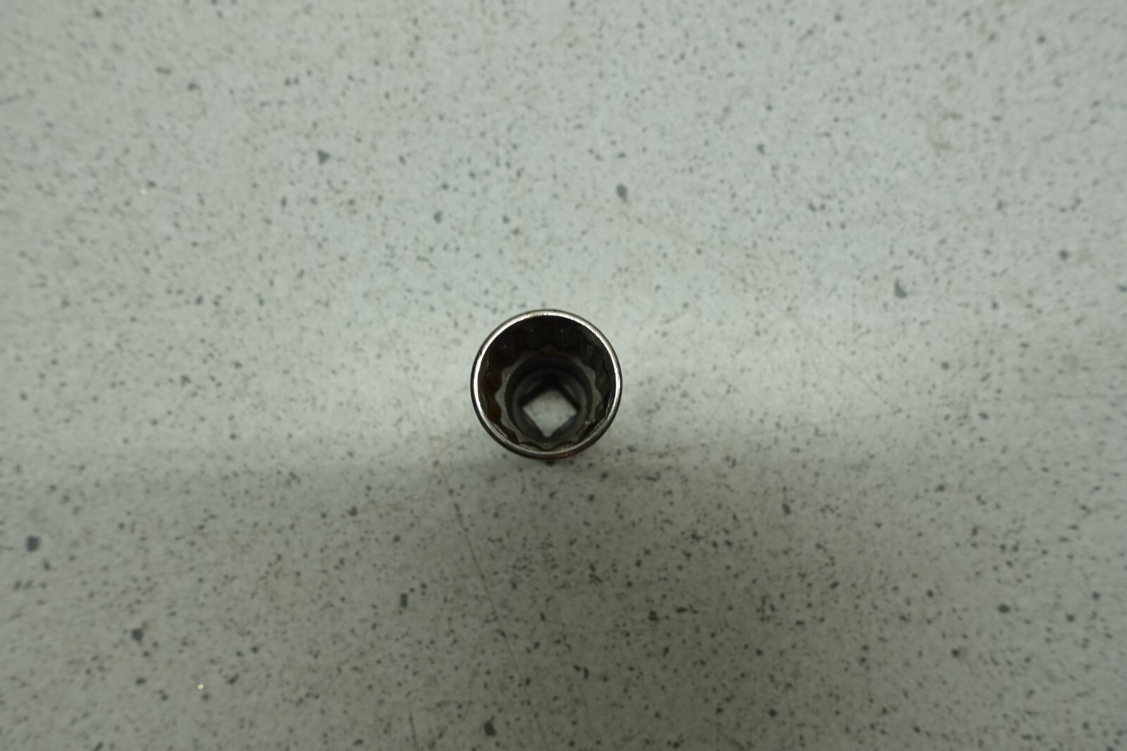 BLUE-POINT 3/8″ DRIVE 18MM METRIC DEEP 12 POINT SOCKET BLPLM3818