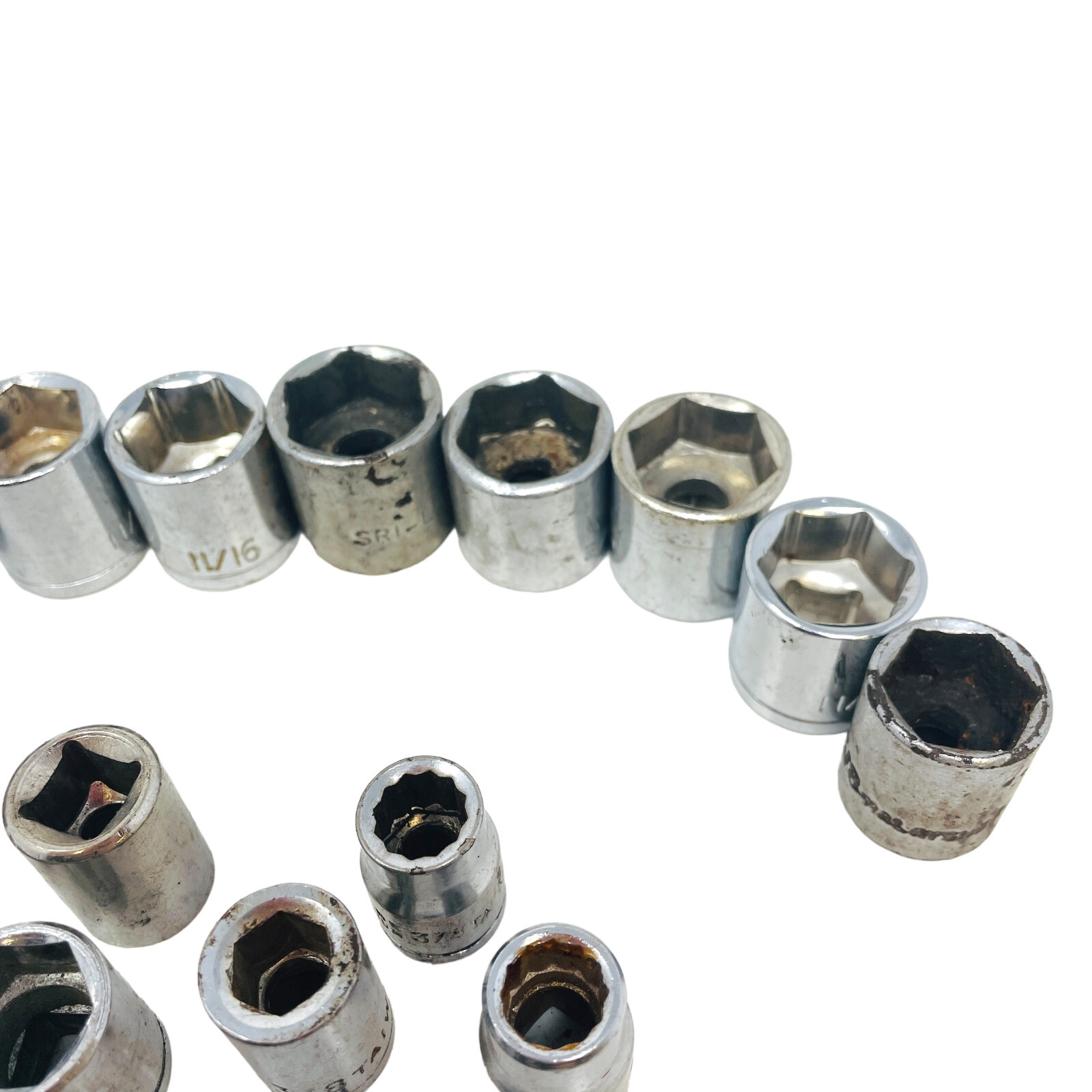 25 Pcs K-Mart and Assorted 1/2 in, 3/8 in, 11/16 in Socket Set