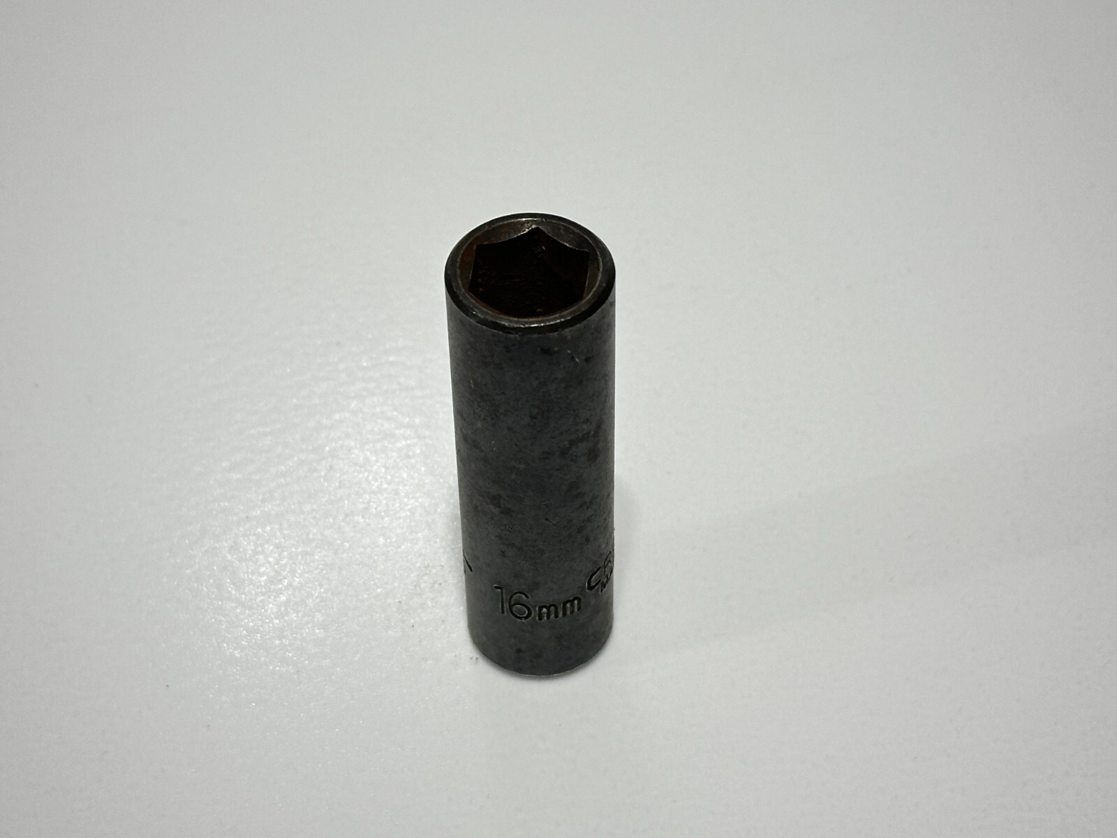 Craftsman Tools USA 18670 EE 1/2″ Drive 16mm Metric Deep Impact Socket – 6 Point