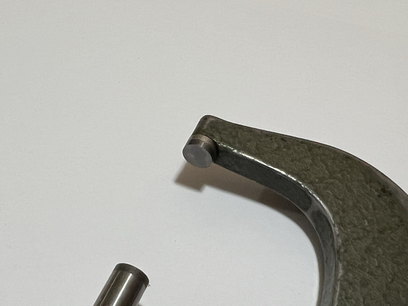 Mitutoyo 1″ – 2″ Outside Micrometer Gauge 5210-243-2933 in Box Caliper Japan
