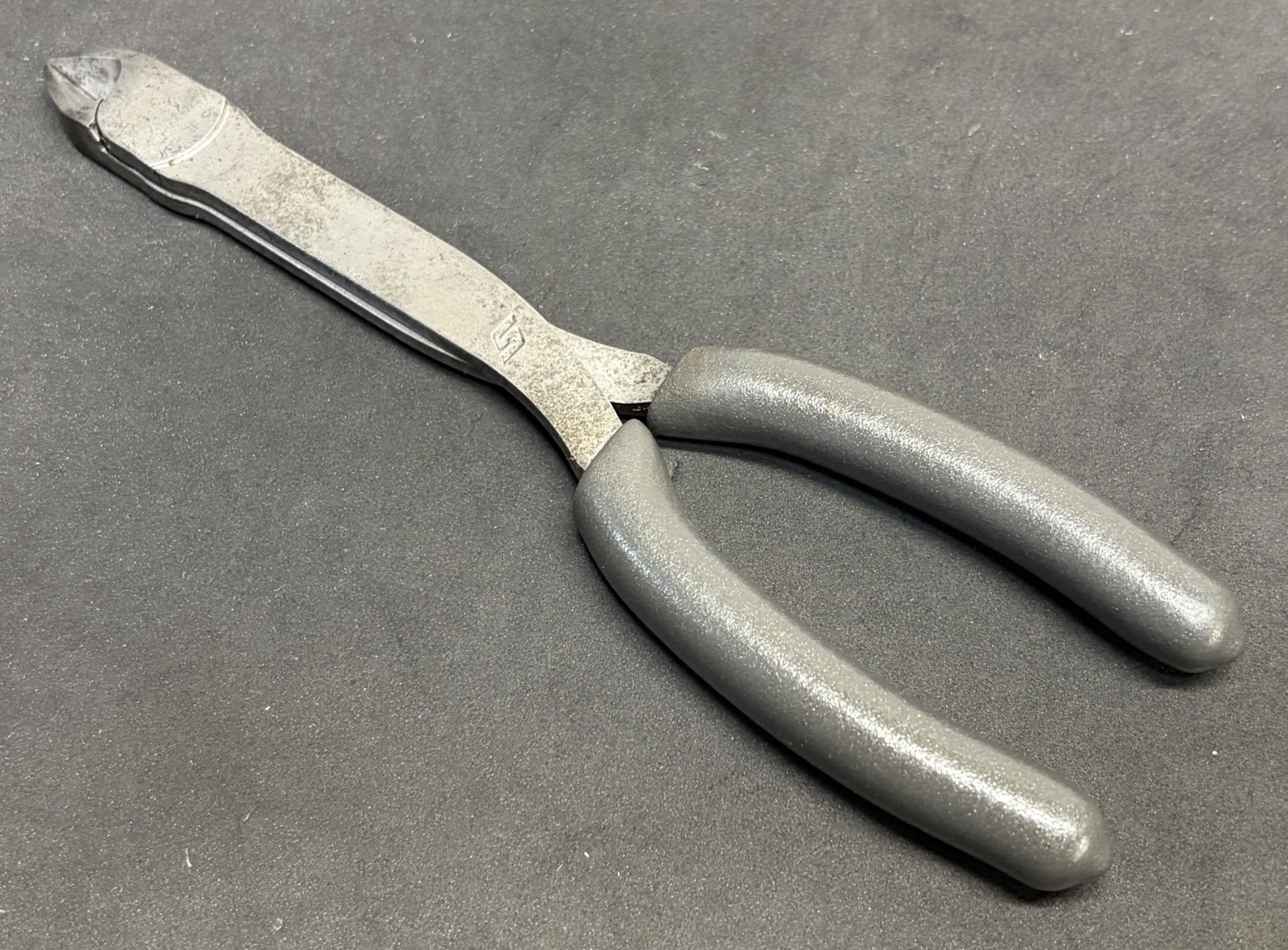 Snap-on METALLIC GREY Talon Grip 7″ Long Mini Diagonal Cutter Pliers Dikes 808CF