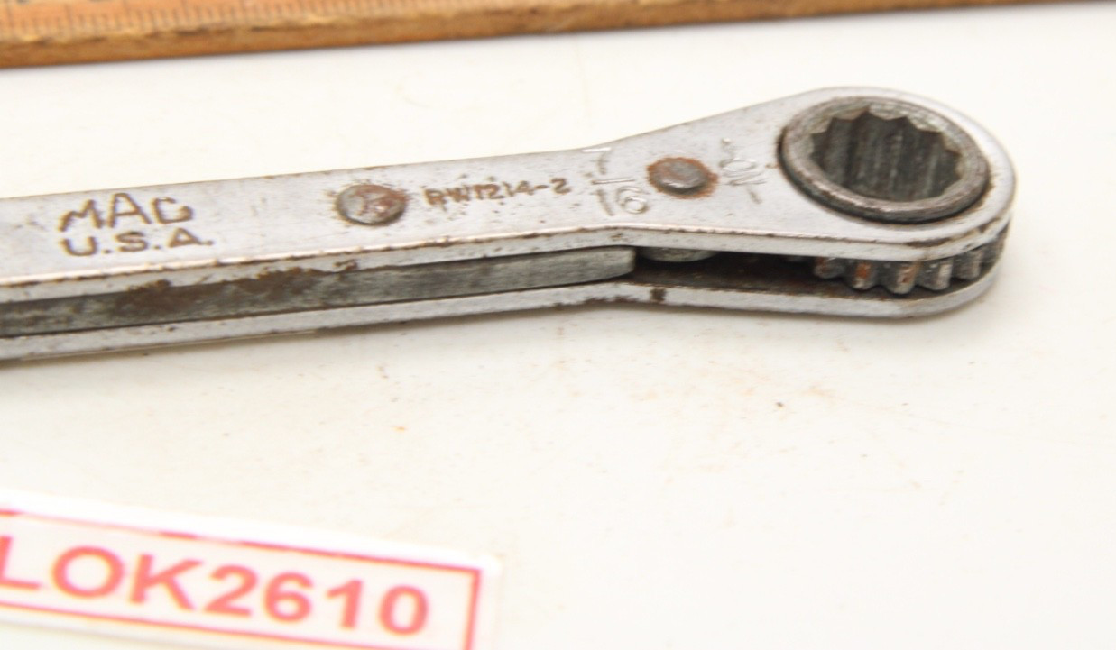 Mac Tools RWT214-2 7/16″ x 3/8” 12 Point SAE Ratcheting Box Wrench USA