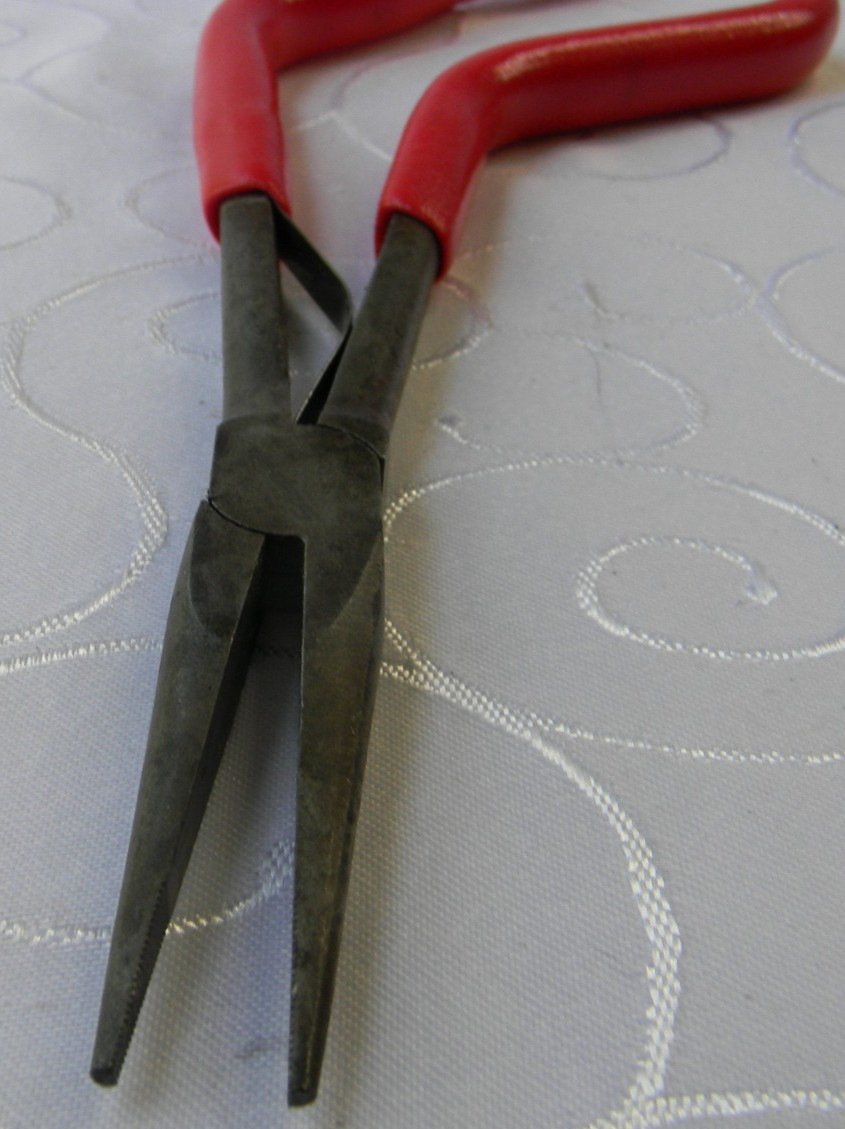 SNAP-ON 11″ LONG RED VINYL GRIP NEEDLE NOSE PLIERS #912AEP MADE IN THE USA