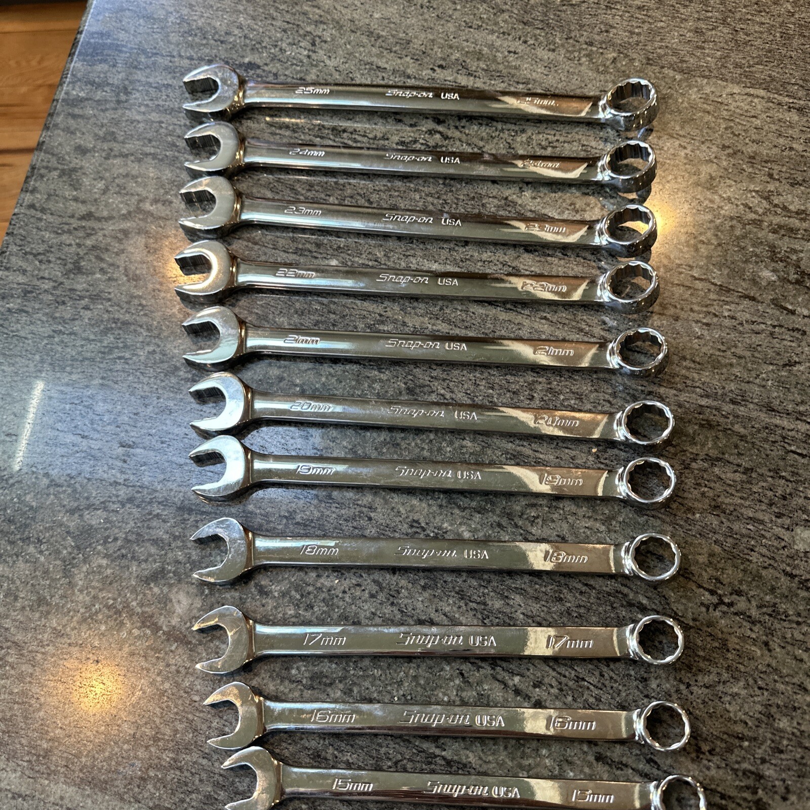 Snap-on 19pc master metric flank drive plus combination wrench set 7-25mm