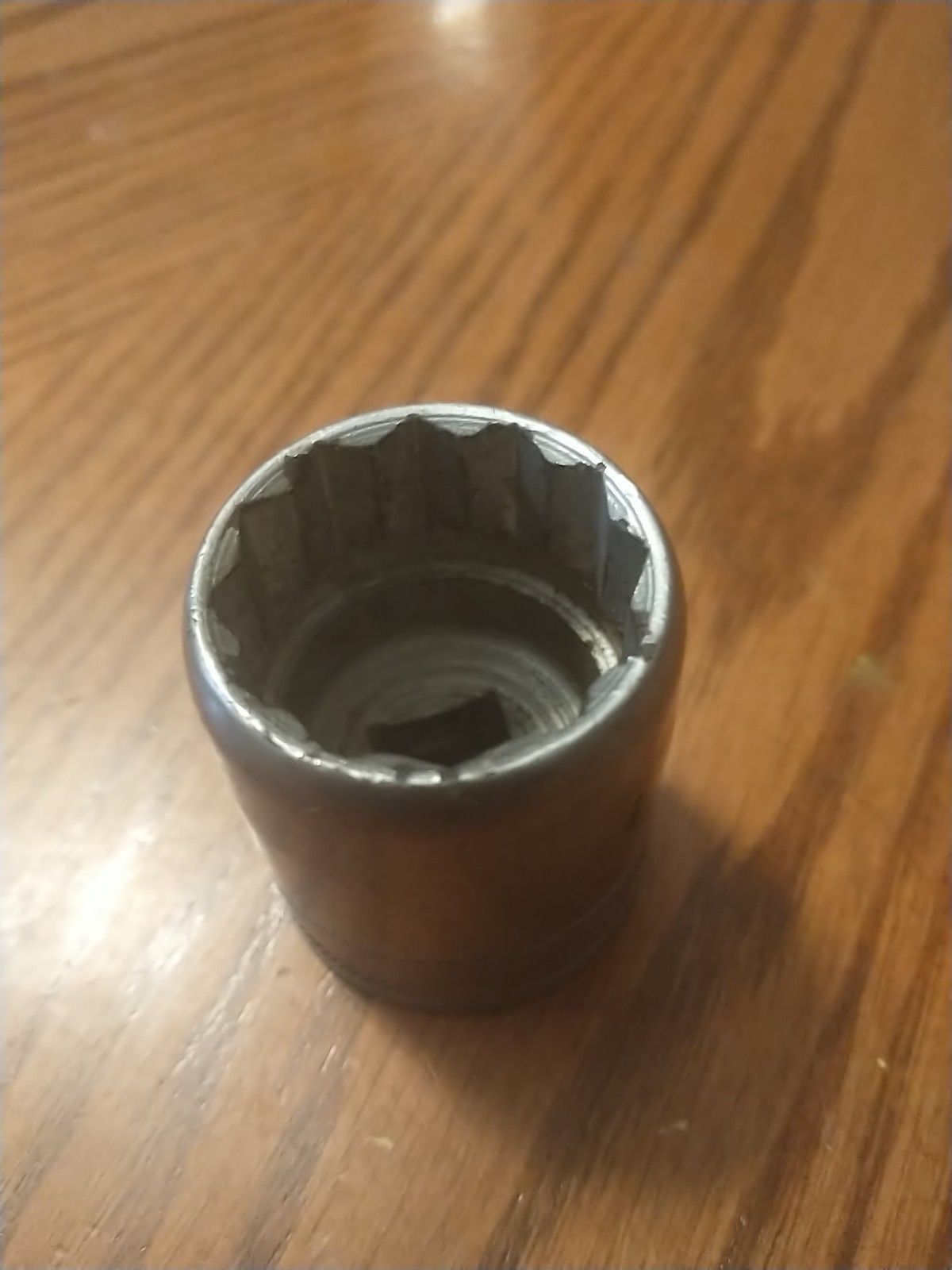 SK Wayne 1/2″ Drive 12 Point 1-1/16 In SAE Socket Model 40134 USA