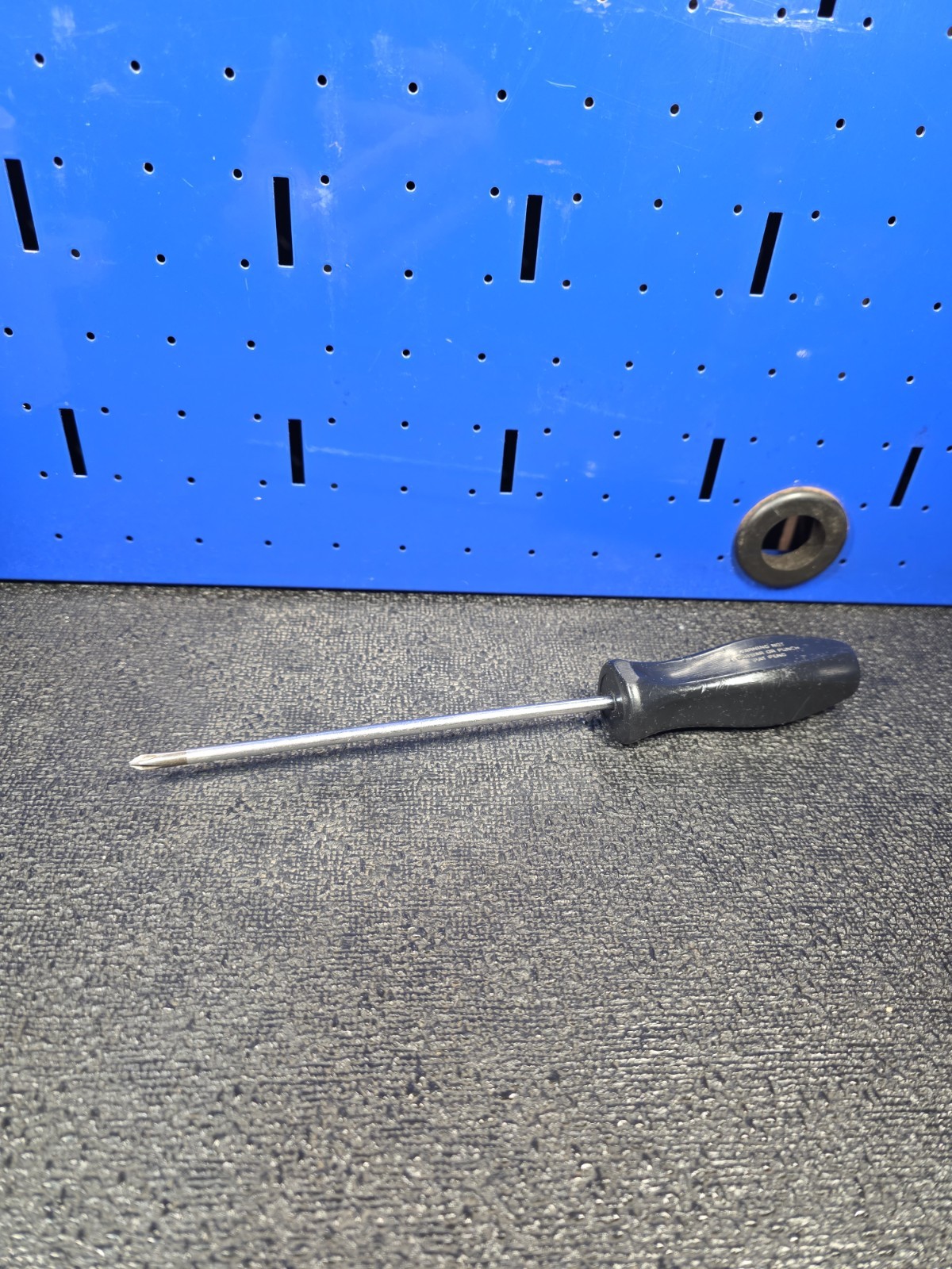 Snap-on Tools SDDP61 Black Hard Handle 9-1/4″ P1 #1 Phillips Screwdriver USA