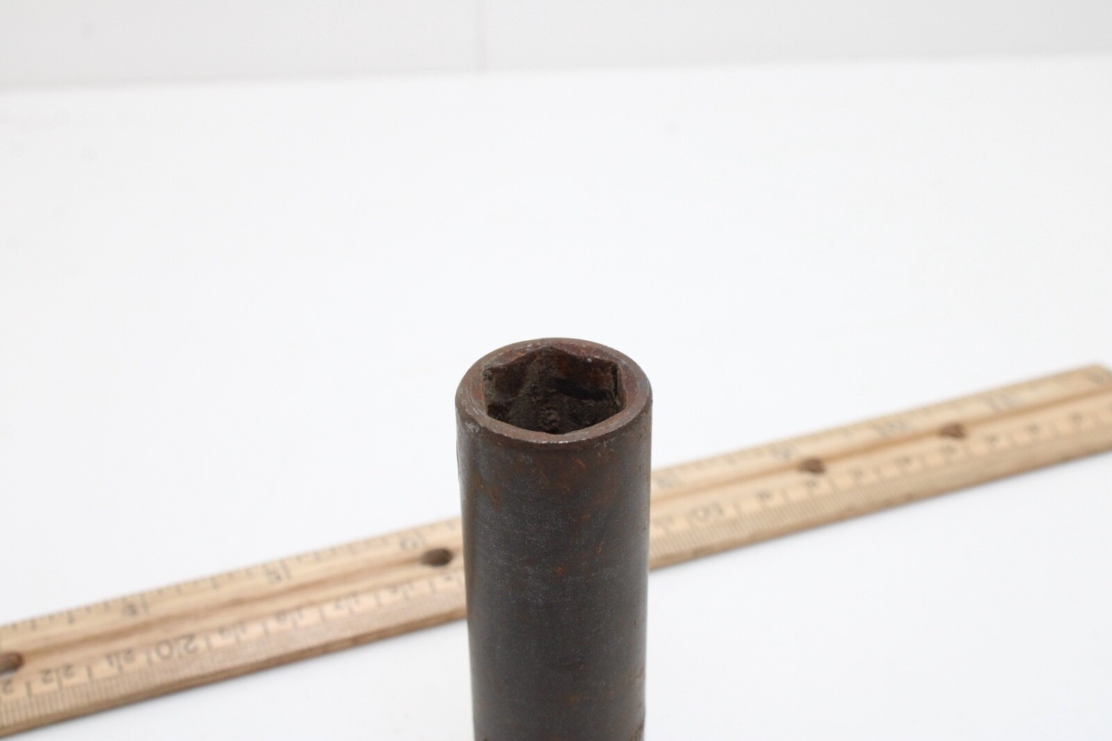 Pittsburg 1/2″ Drive 6 Point 11/16″ SAE Deep Impact Socket