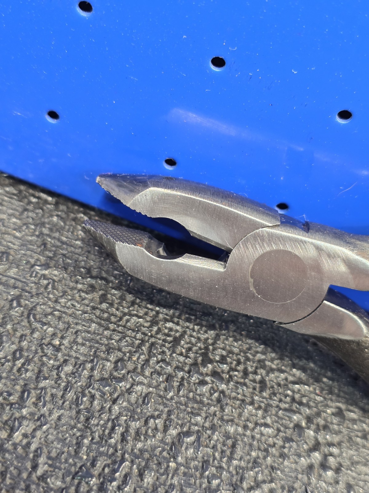 Blue-Point Tools GA311C Safety Twist Aviation Wire Cable Pliers 10″