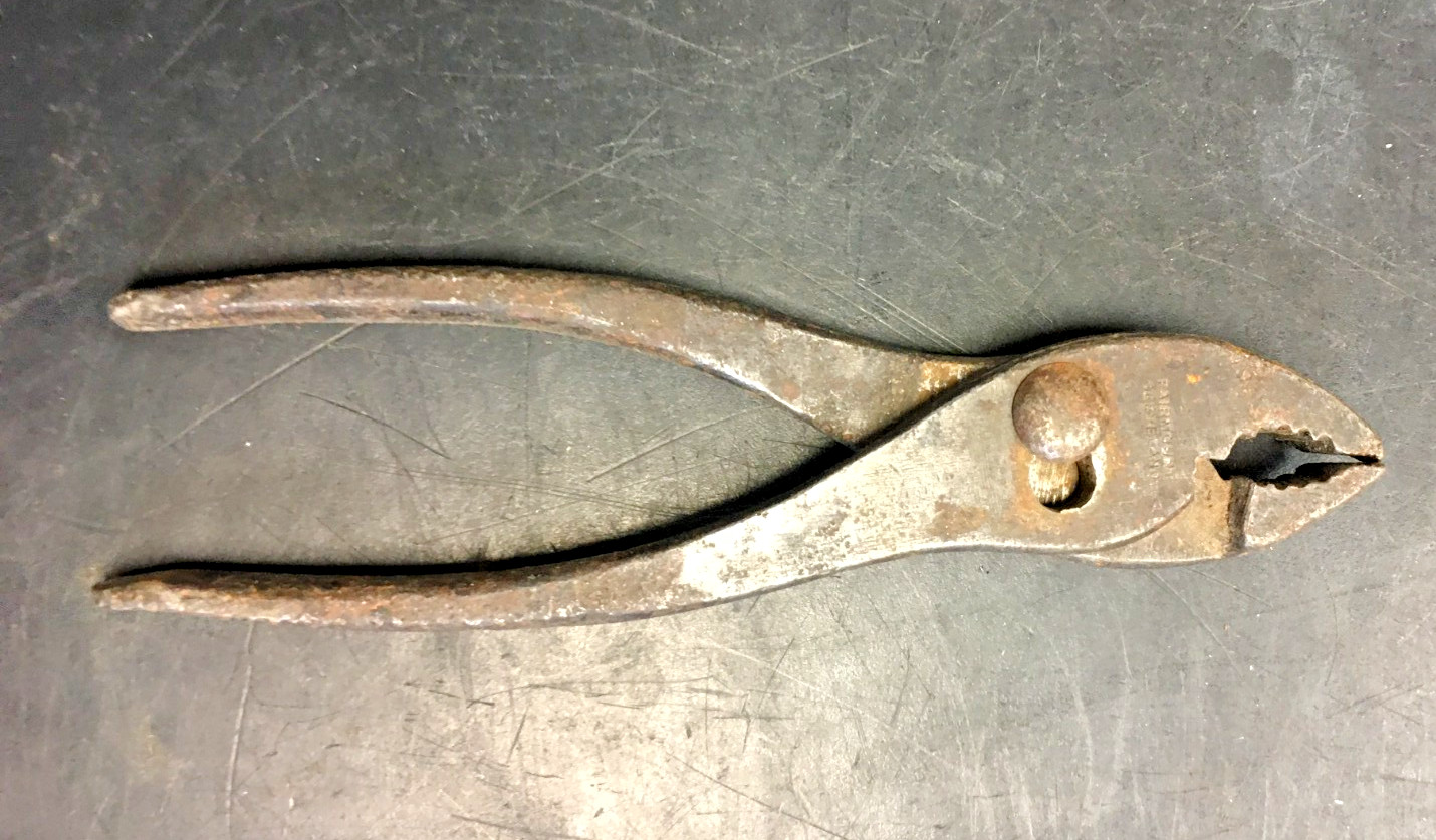 FAIRMOUNT PLIERS, VINTAGE, USA
