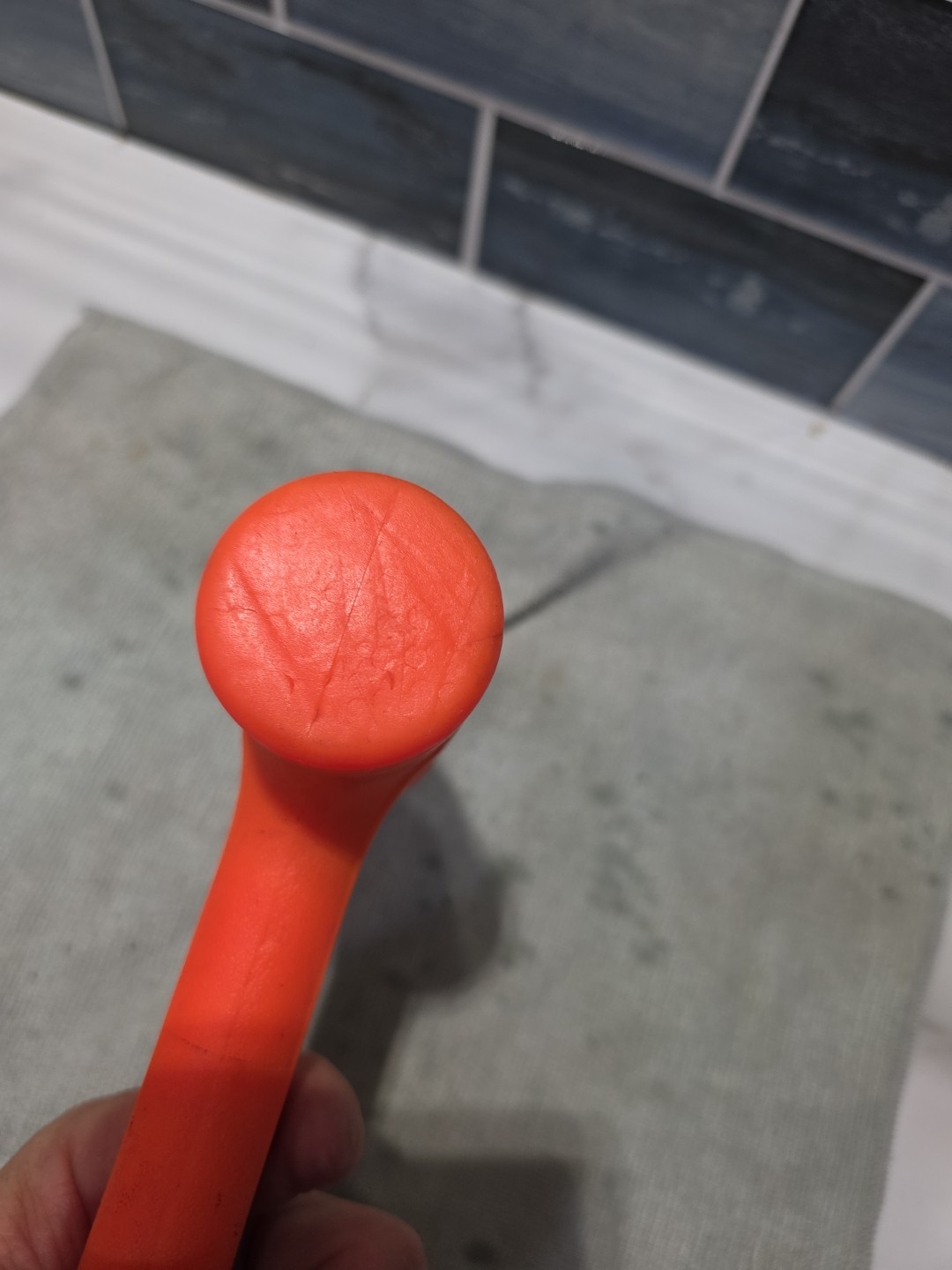 Snap-on HBFE24O 24 oz Soft Grip Dead Blow Hammer Orange 12-3/4″ Length