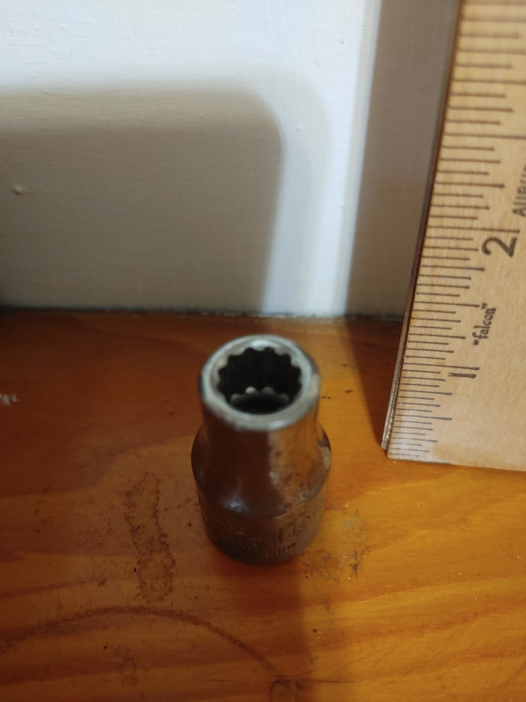 PB6 – Craftsman 44232 S-AD 10mm 12 Pt 1/2 Drive Socket