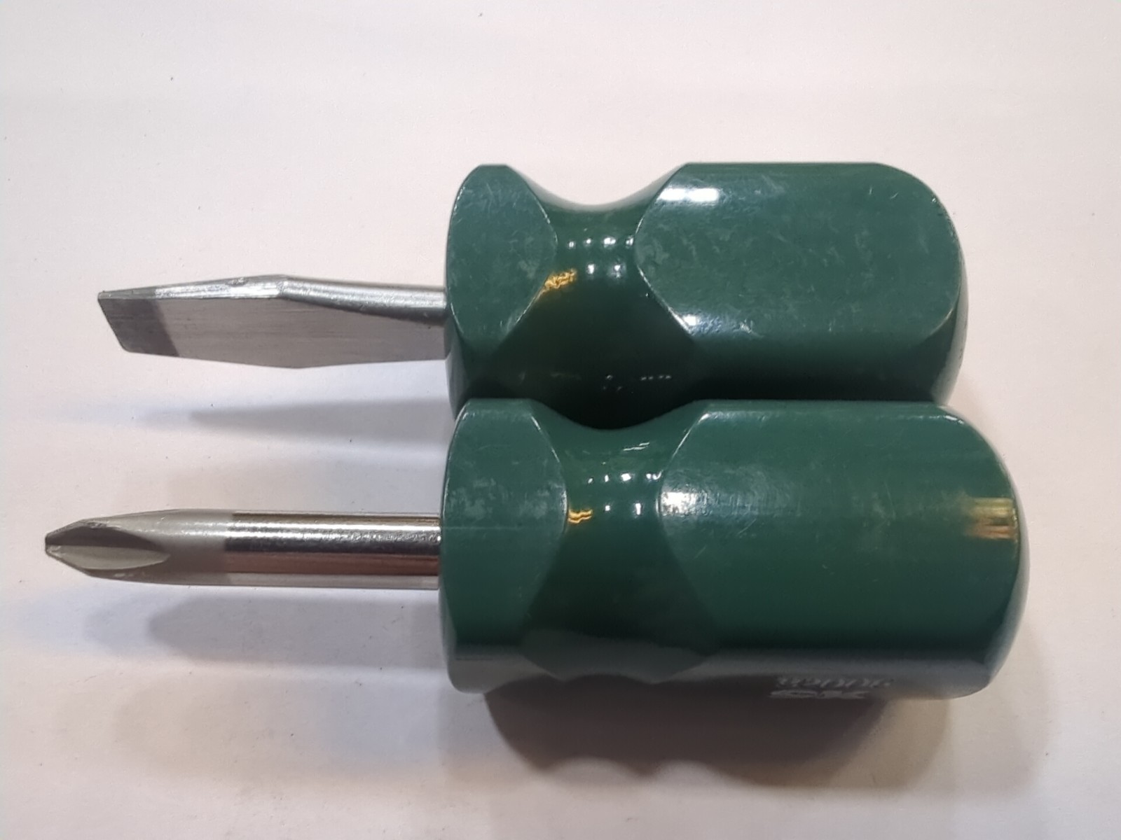 Nice S-K Tools Stubby Phillips & Slotted Screwdrivers 81001 82006 Hard Handle