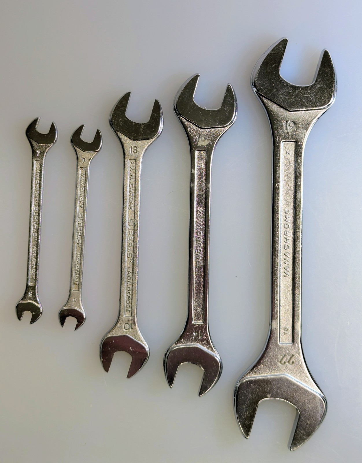 Five Facom France Open-end Metric Wrenches sizes: 19/22, 15/14, 13/10, 7/6, 7/5