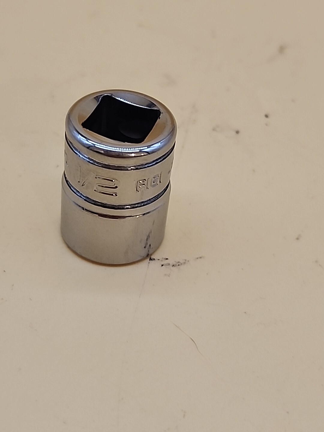 Snap-on Tools F161 1/2″- 3/8″ Drive 12pt Chrome Socket USA