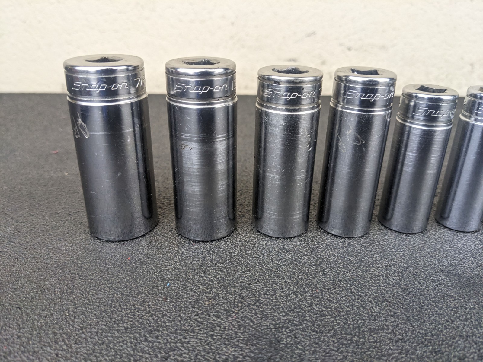 #bm403 Snap on Tools 211SFSY 3/8″ Drive Deep Chrome Socket Set Socket Set