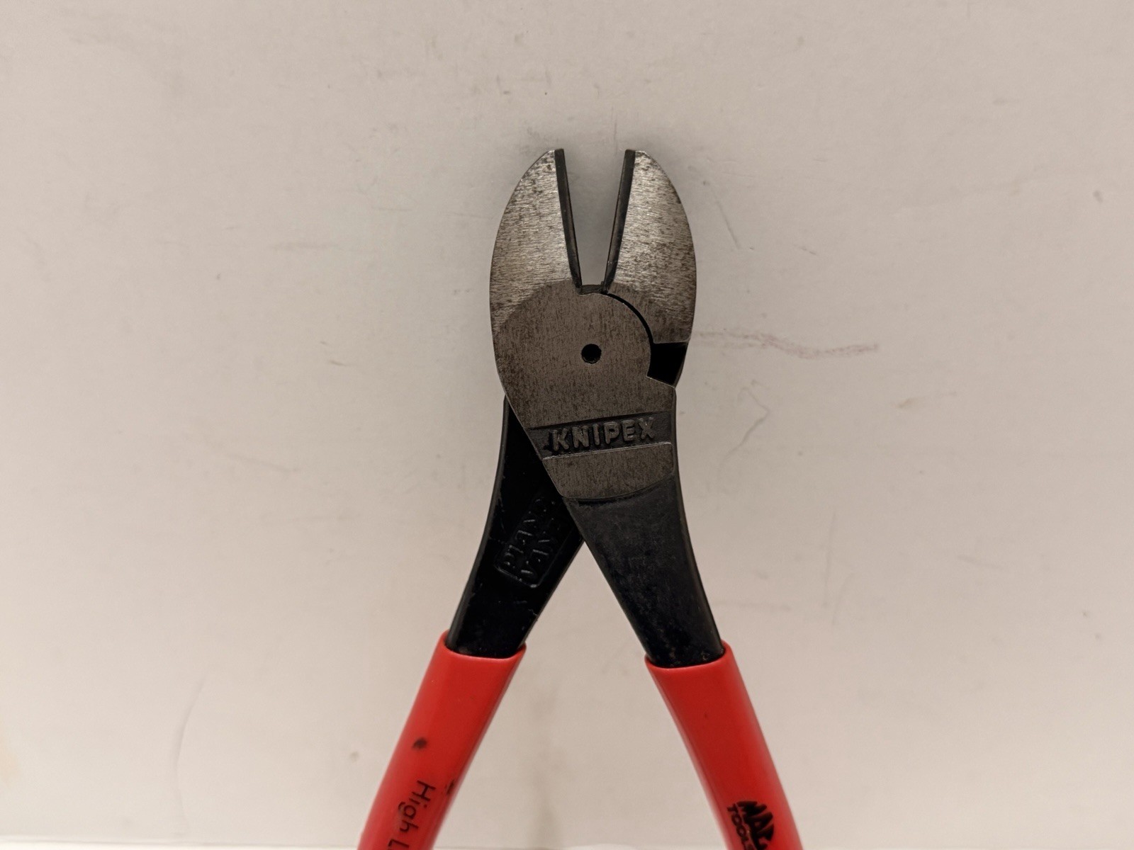MAC Tools High Leverage Diagonal Cutters Pliers 7″ Long Wire Side Red Knipex