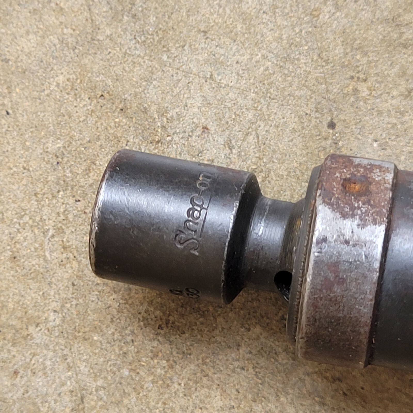 Snap-On Snap On Tools 3/8″ Drive 13/16″ Swivel Impact Spark Plug Socket S9709A