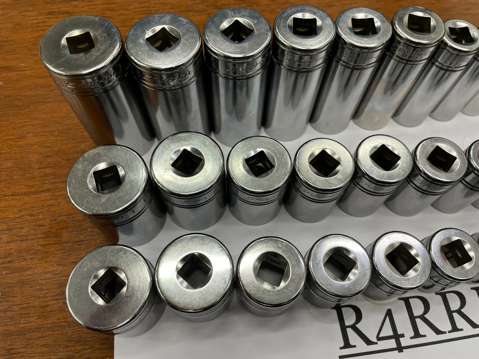 Snap-on Tools USA NEW 84pc 3/8″ Drive Metric AND SAE 6 POINT CHROME MASTER SETS