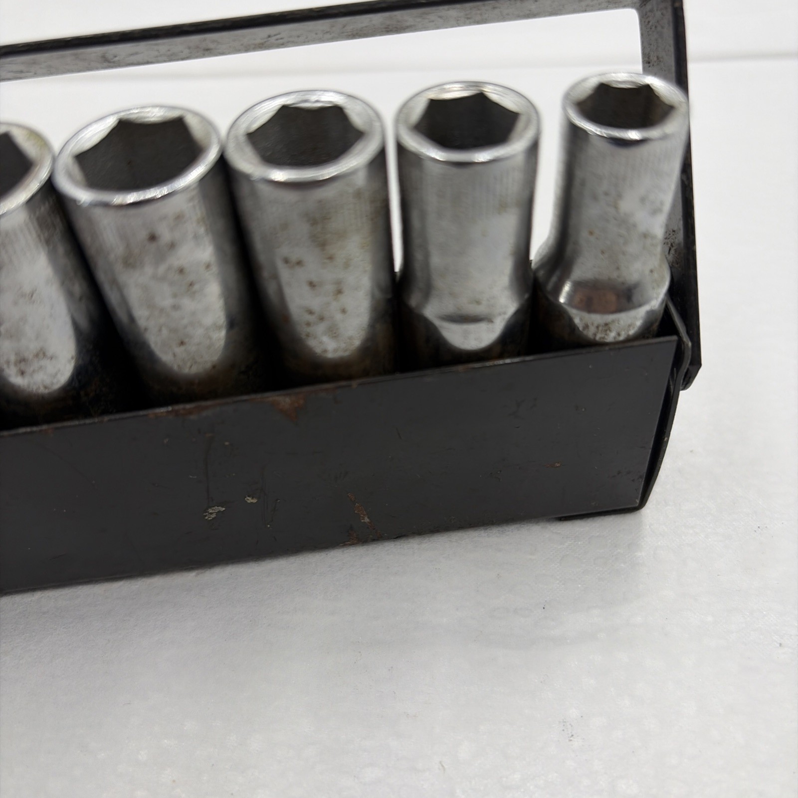 Craftsman 3/8″ Drive (9 Pc) Metric Deep Socket Set 9mm-19mm 6 Pt -V-