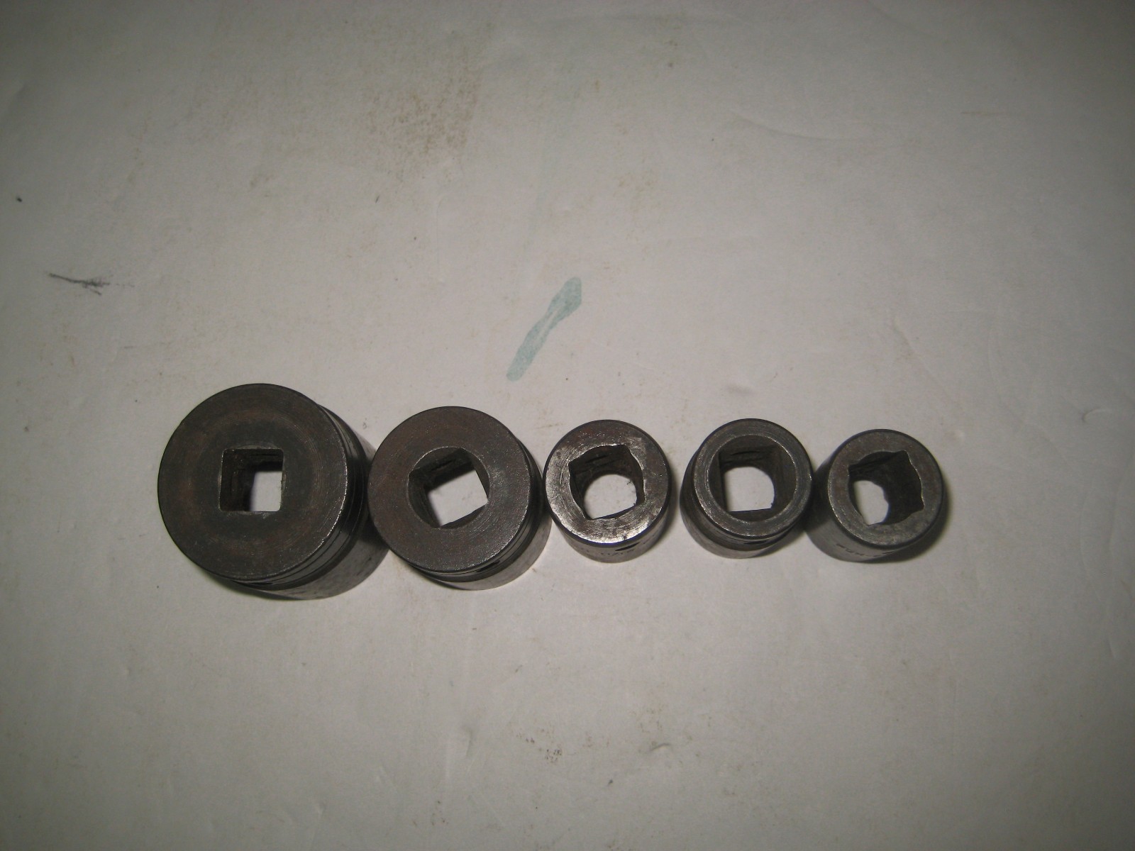 Lot of 5 Snap-on 1/2″ Drive, 12 Point, SAE Shallow Impact Sockets, Black Oxide