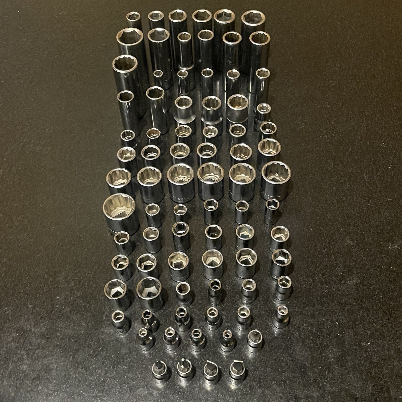 Craftsman 83 Piece 1/4, 3/8 & 1/2 SAE & Metric 6 & 12 PT Socket Lot With Holders