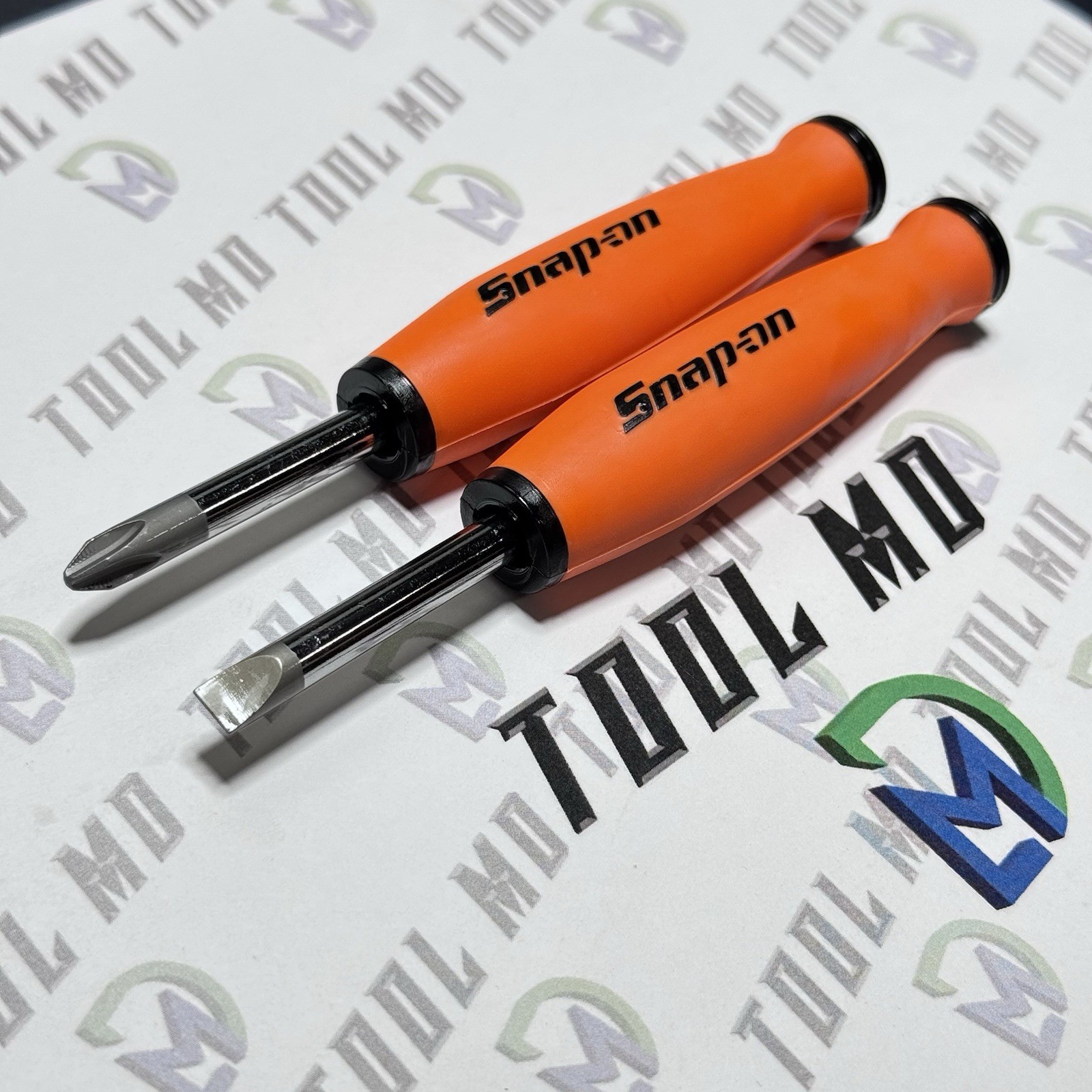 Snap-on Tools NEW CUSTOM REVERSE ORANGE Ratchet Handle Stubby Screwdriver Set