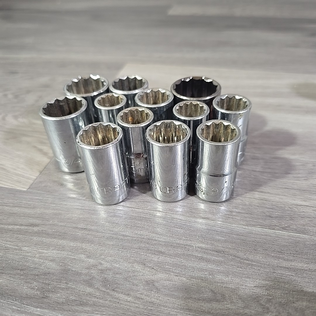 MISCELLANEOUS CRAFTSMAN SOCKETS Please See Photos For What Is Included