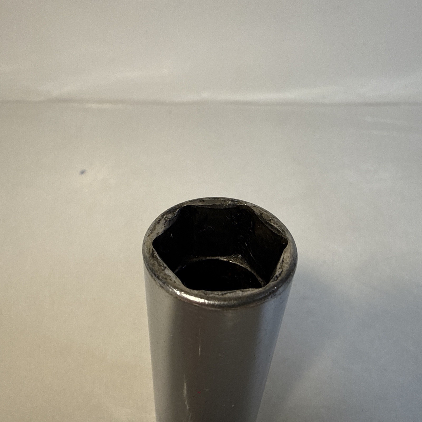 Snap On Tools SFSM17 3/8 Dr 6Pt Metric 17mm Flank Dr Deep Chrome Socket USA 1997