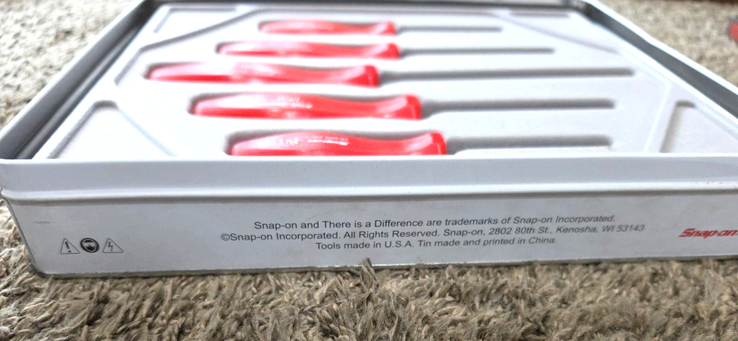 New** Snap-on™ Red Hard Handled 5-pc 85th Anniversary Screwdriver Set Metal Can