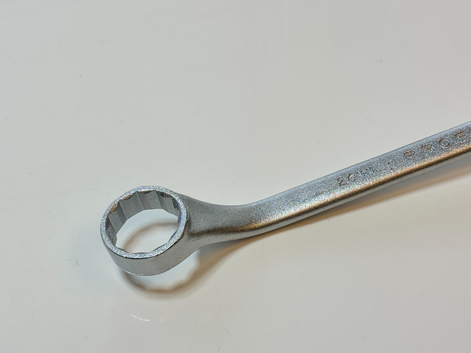 NEW PROTO Tools USA 24mm x 26mm 8110M Metric Deep Offset Box End Wrench 12-Point