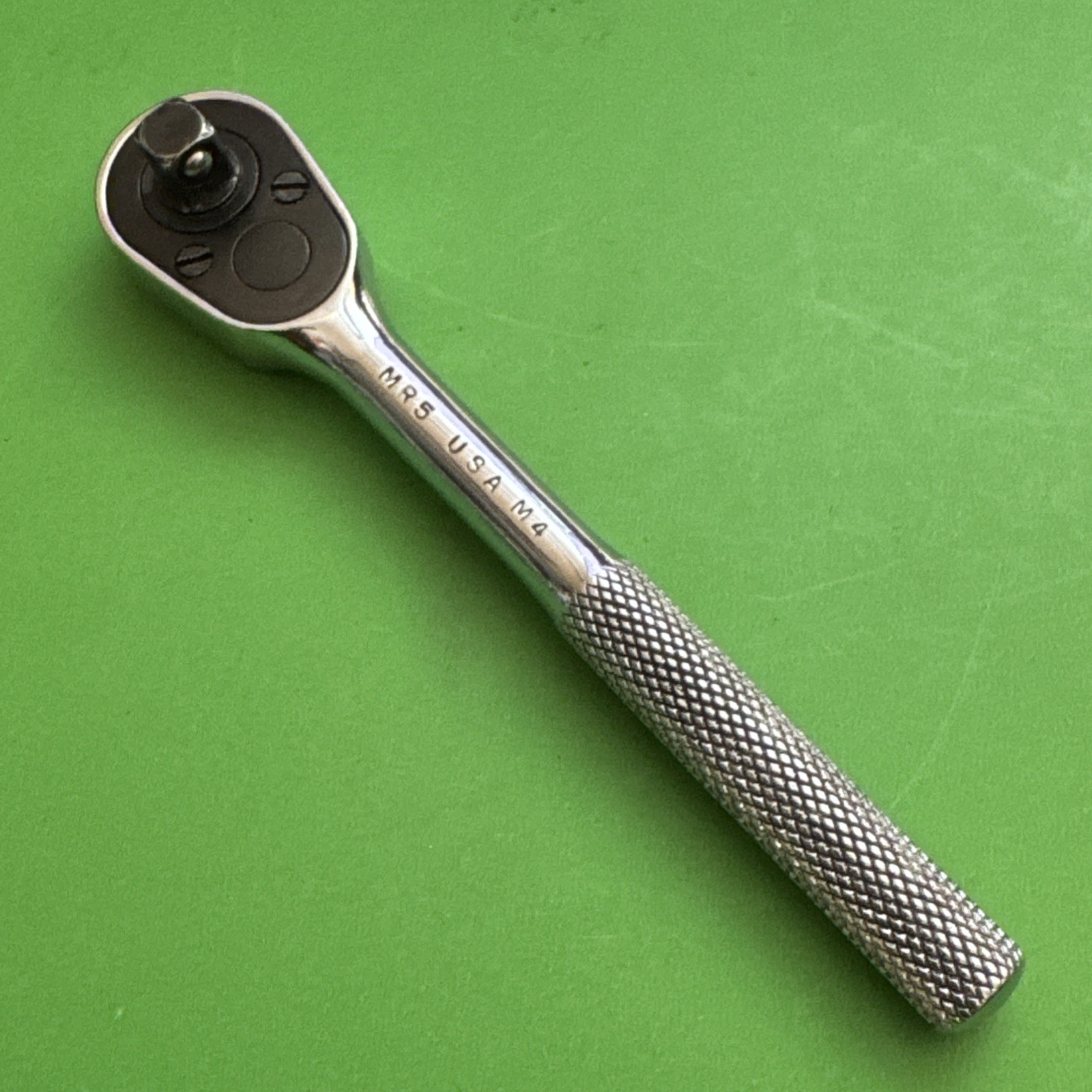MAC Professional Tools USA 1/4″ Drive 4.75″ Long Knurled Pear-Head Ratchet MR5
