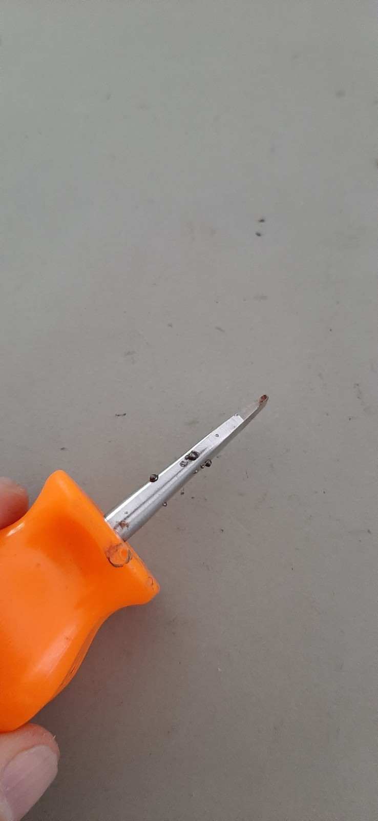 Snap-on SDD1 Orange Hard Handle Stubby Screwdriver Flat Head Tip Slotted READ!!