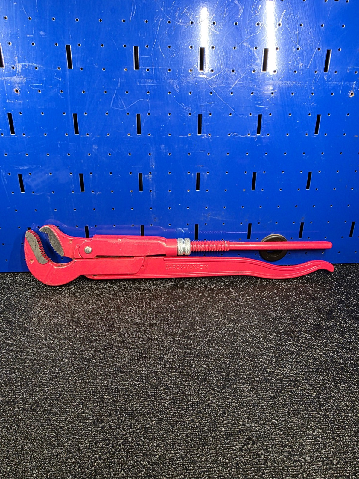 Matco Knipex SPW17 Red 17″ Swedish Pipe Wrench S-SHAPED Germany