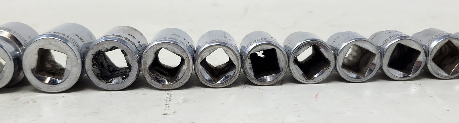 MAC Tools 15pcs Metric 3/8″ Socket Set – Mix Of 6PT & 12PT (6mm-20mm)