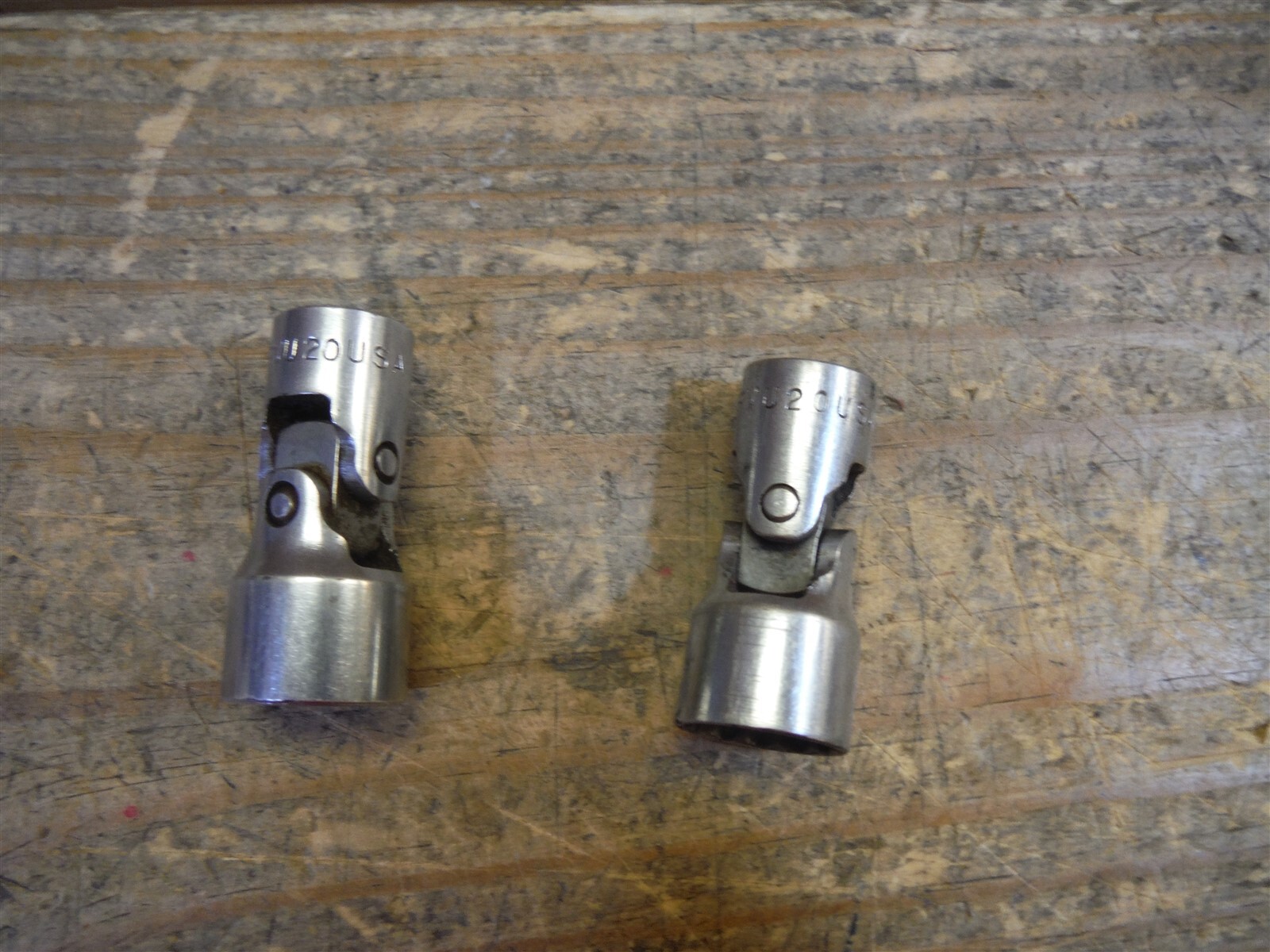Lot of 2 SNAP-ON 3/8 drive FVU 20 5/8″ universal socket 12 point 3/8 drive *T02