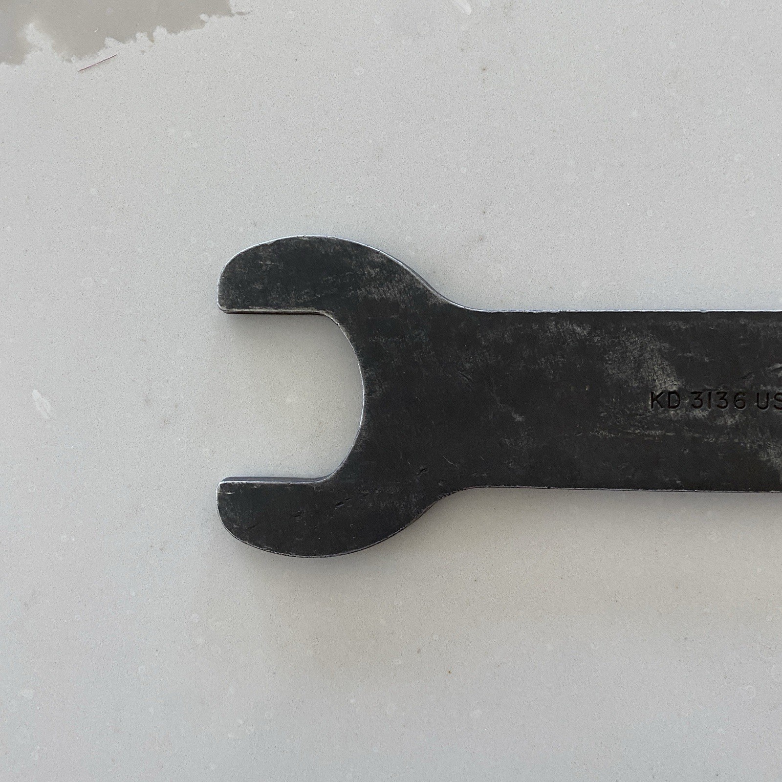 KD Tools 3136 Ford Fan Clutch Wrench – 1/2” Square Drive – USA Made