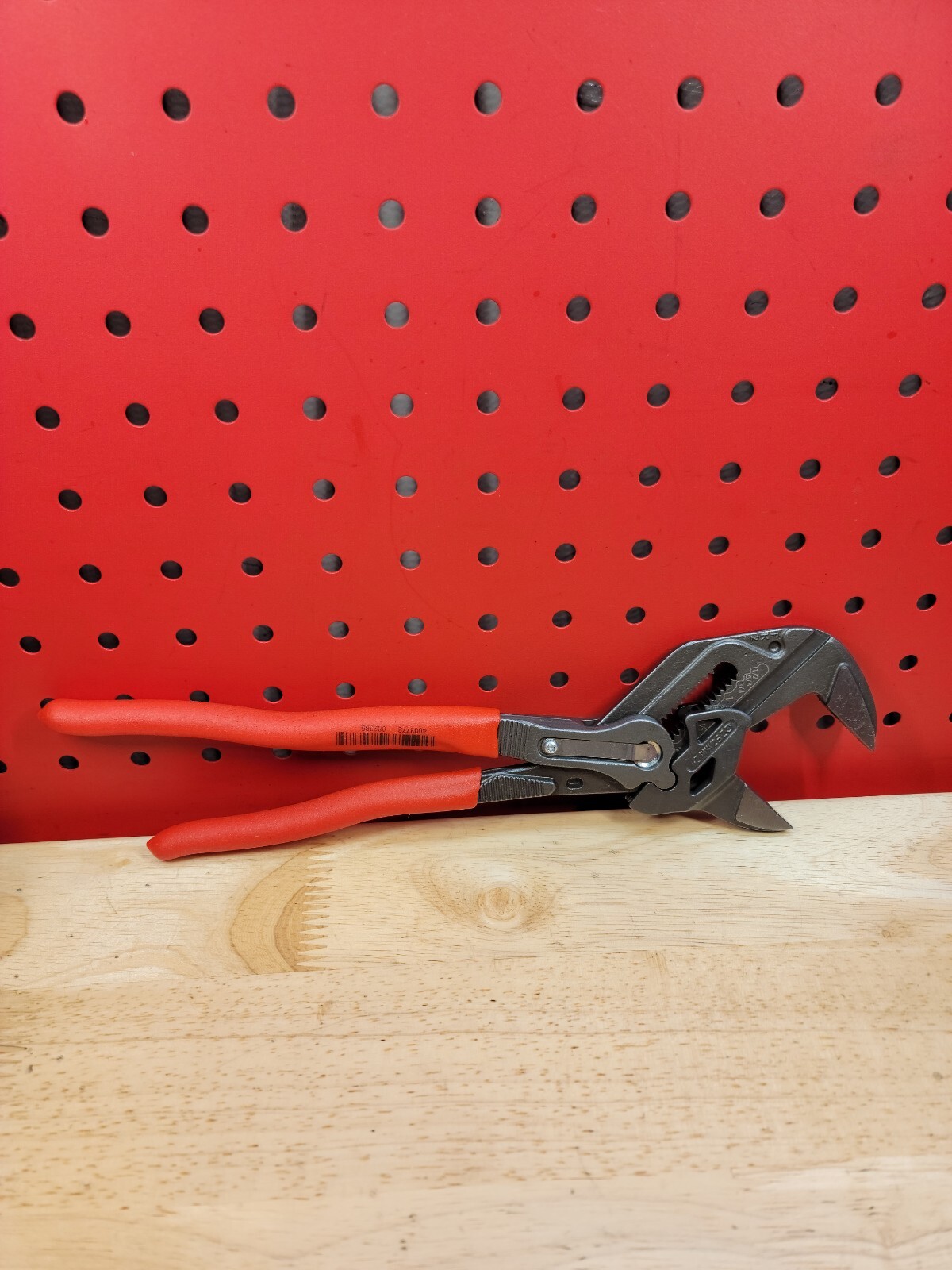 Knipex 10″ Adjustable Pliers Wrench 2″ Jaw Opening No Pinch Red 86 01 250