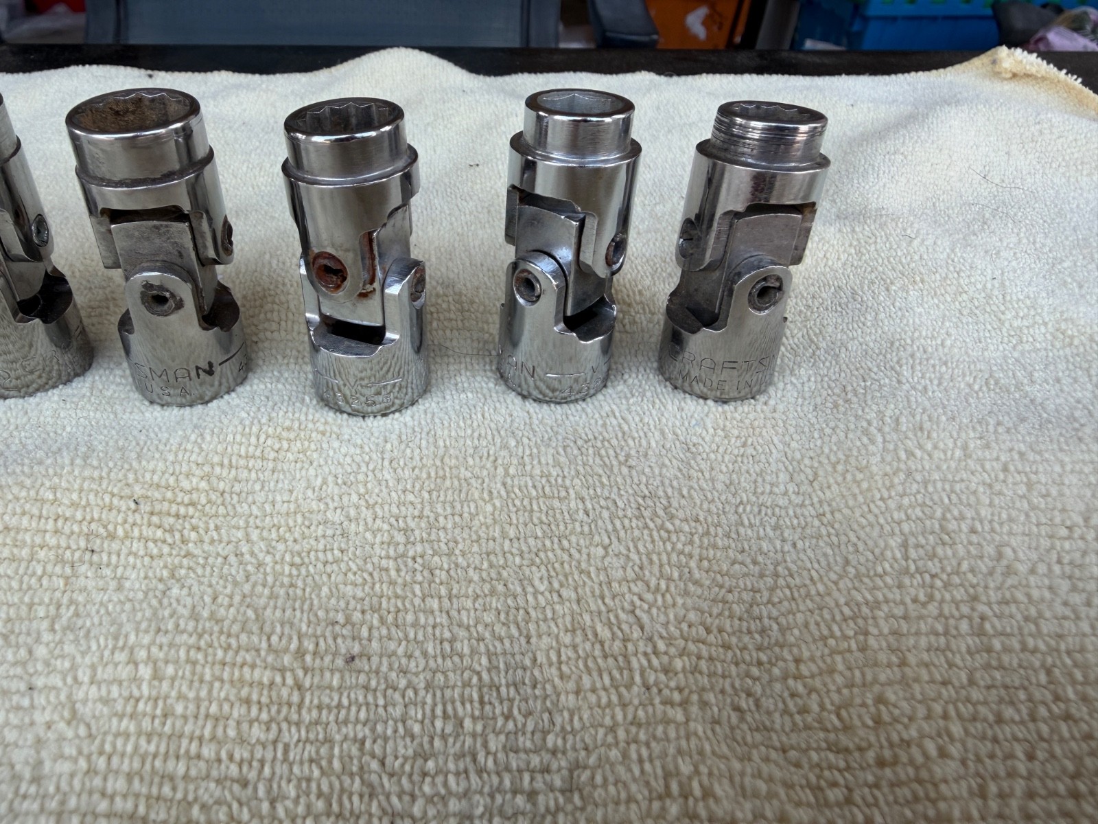 CRAFTSMAN 3/8″ DRIVE SWIVEL SOCKETS – 10 TOTAL- V & G, 7-12 POINT., 3 – 6 POINT