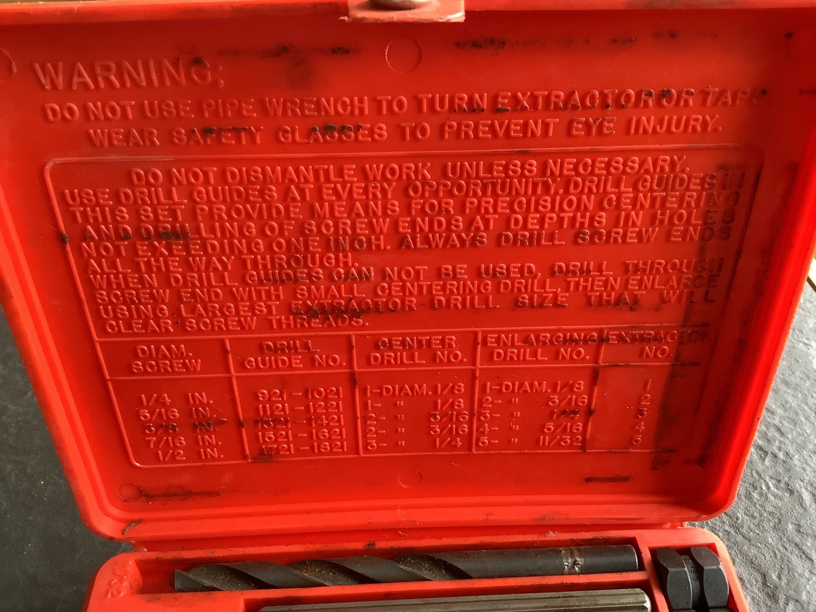 Snap On Blue Point Screw 1020 Extractor Set missing the smallest extractor