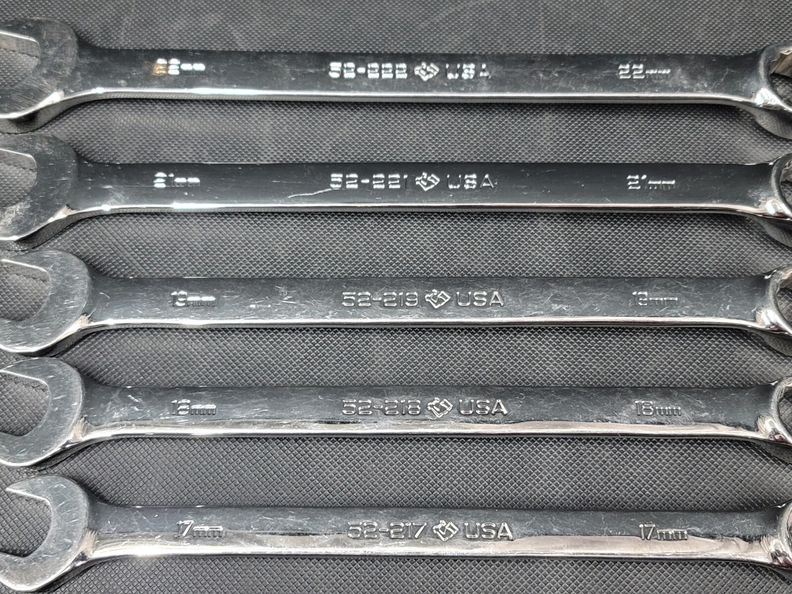 Armstrong Tools 15 pc 12 point Metric Combo Wrench Set 7-19mm & 21-22mm GMTK 52