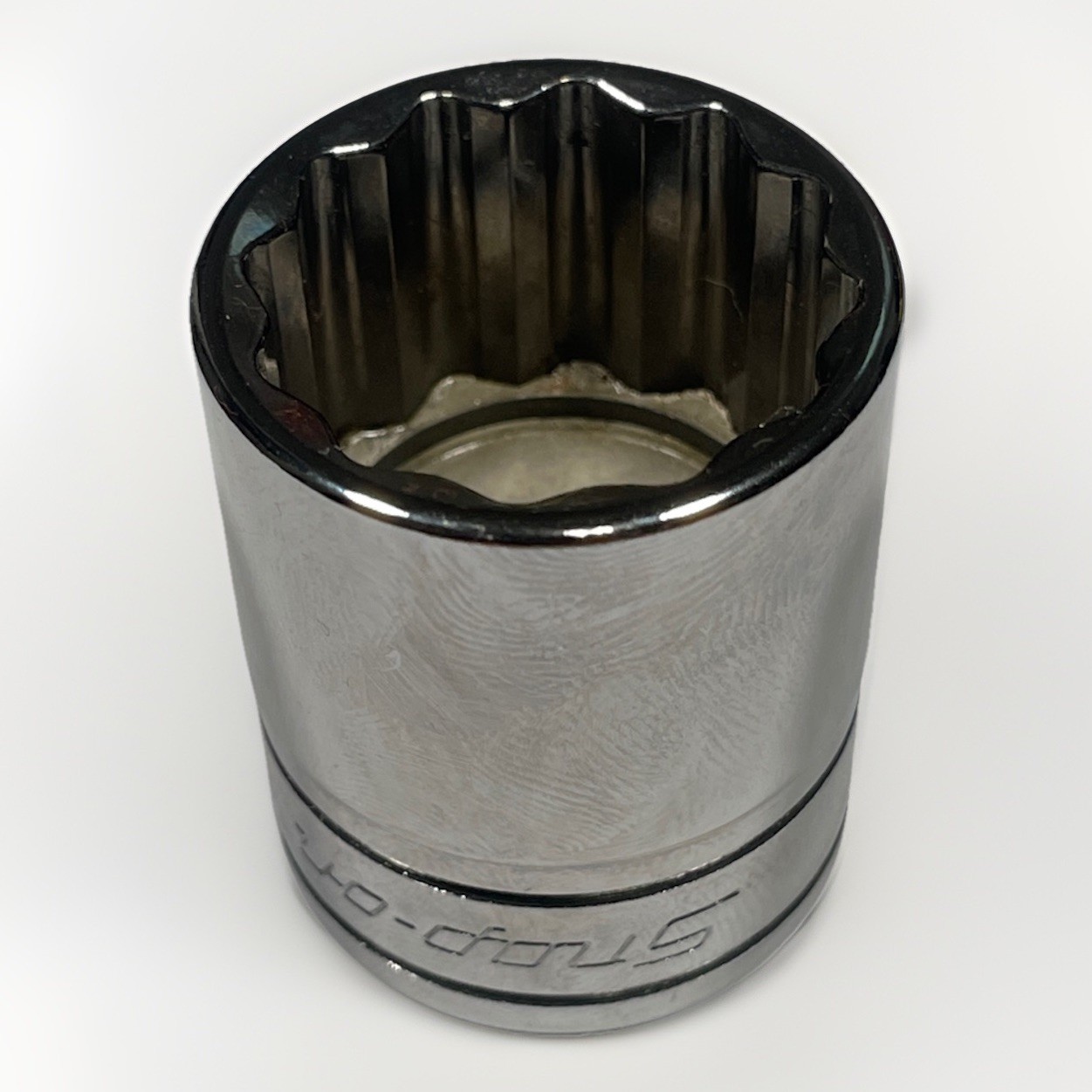 Snap-on 15/16 SAE 1/2 Drive 12 Point Shallow Chrome Socket USA SW301 Brand New