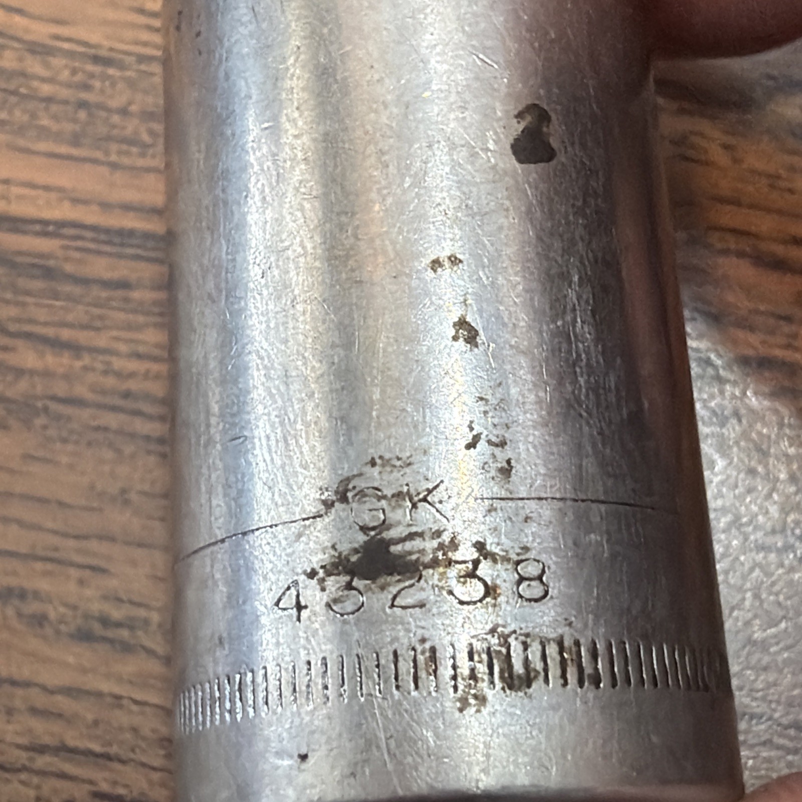 Craftsman USA GK 8 pc 3/8″ Drive Metric Mid-Length Socket Partial 10-19mm 43219