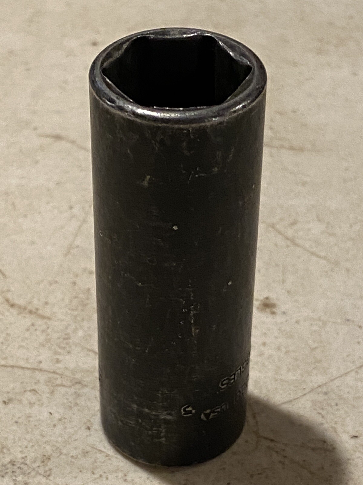 Snap-on Tools USA 3/8″ Drive 11/16″ SAE Deep 6 Point Impact Socket SIMF220