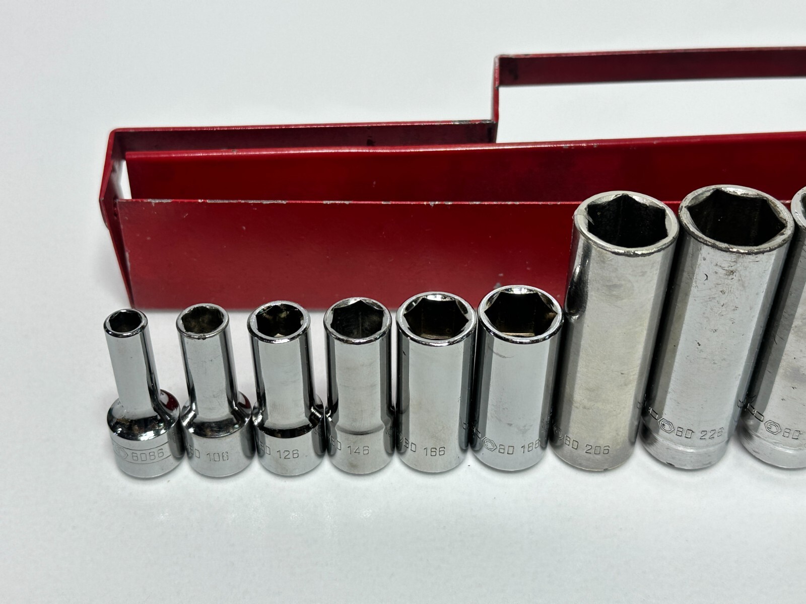 Matco Tools USA 13pc SAE 1/4″ to 1″ Deep Chrome Socket Set – 3/8″ Drive, 6 Point