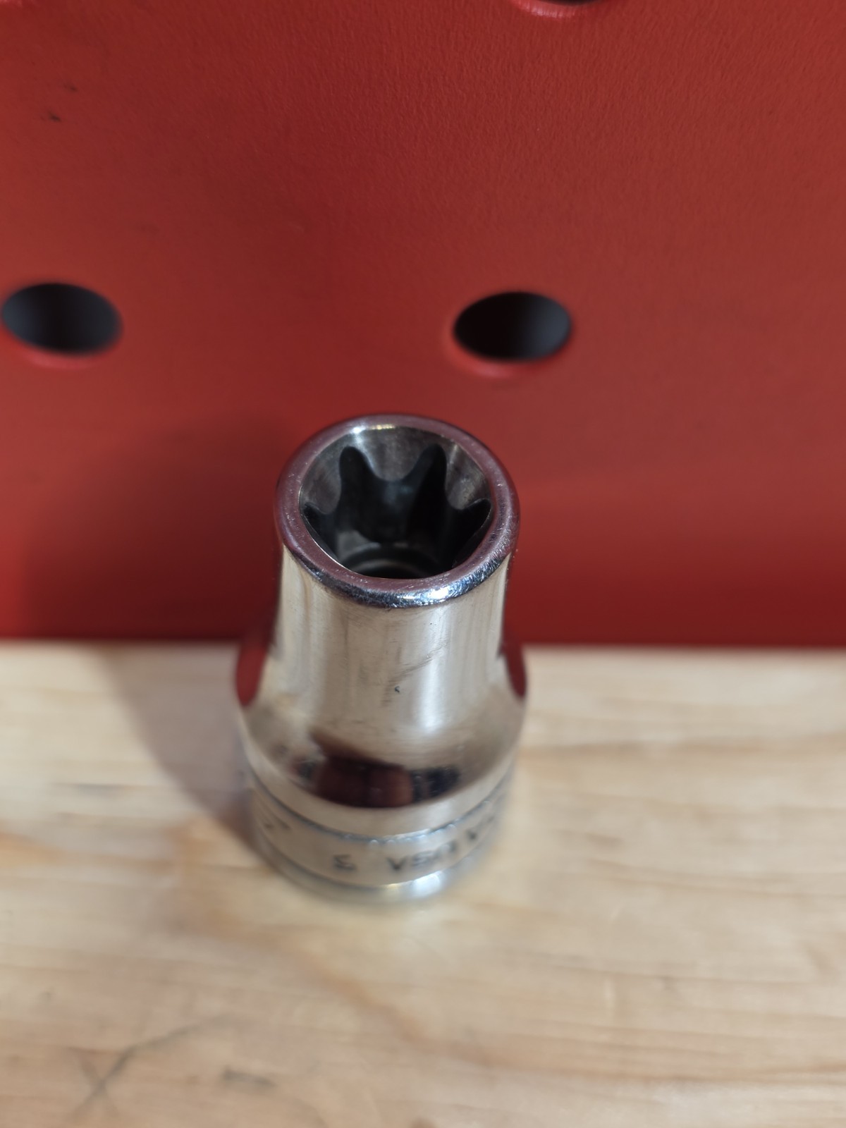 Snap-on Tools FLE100A E10 3/8″ Drive Inverted TORX Chrome Socket External E Torx