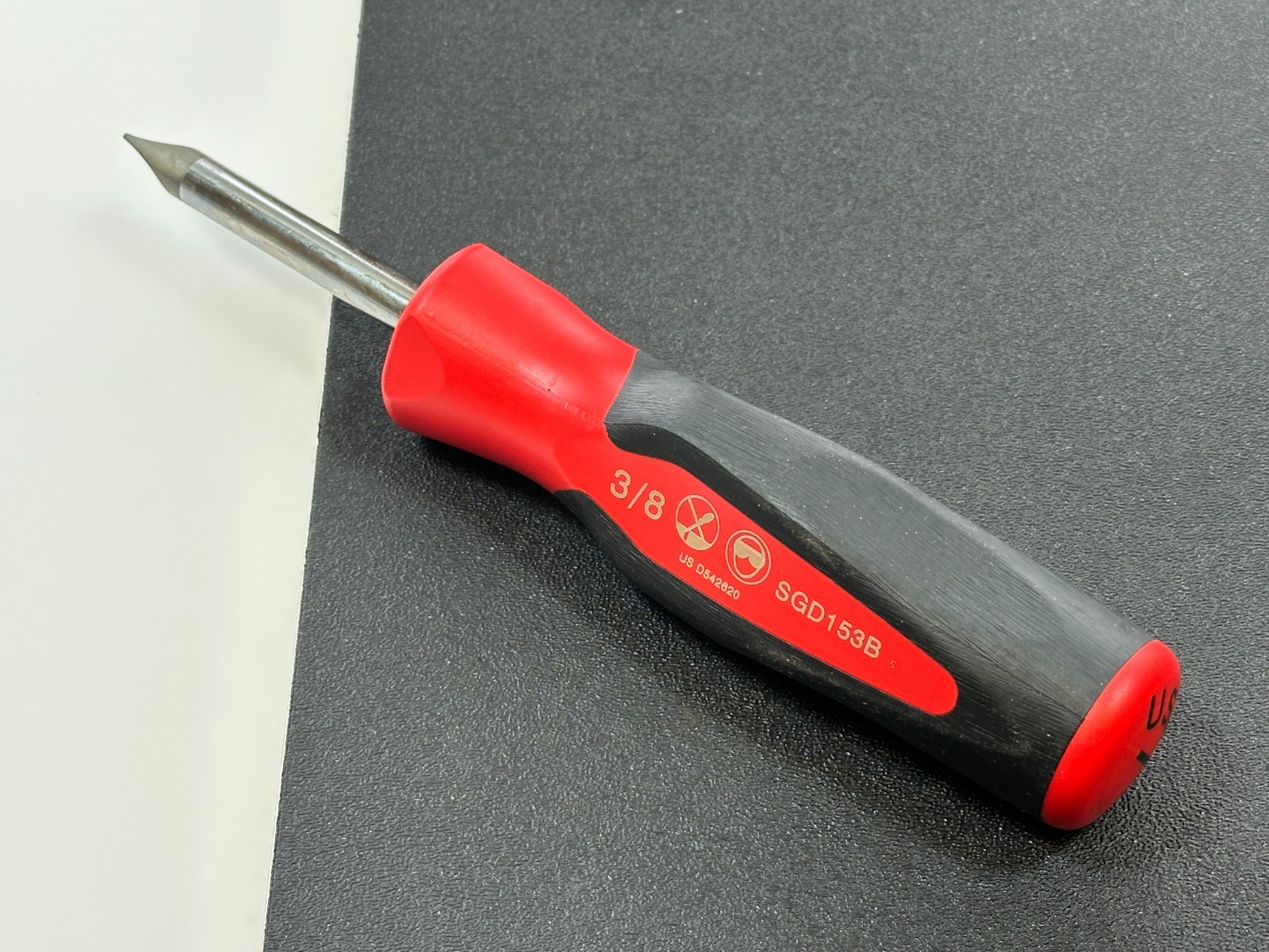 Snap-on USA Medium 3/8″ Marine Aircraft Plug FLAT Slot Screwdriver RED Soft Grip